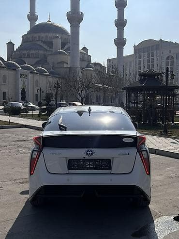 jet auto: Toyota Prius: 2018 г., 1.8 л, Вариатор, Гибрид, Хэтчбэк — 6
