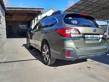 Subaru Outback: 2018 г., Бензин — 8