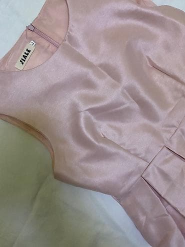 Плащи: Срочно продаются платья Турция Пекин на выход одевала 1 раз есть и — 4