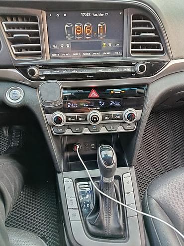 5 5 compressor: Hyundai Avante: 2019 г., 1.6 л, Автомат, Газ, Седан — 9