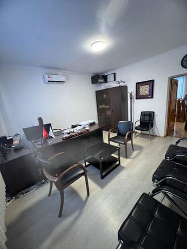 жилой дом жалалабад: 250 м², 6 комнат, Забор, огорожен, Парковка, Сарай — 6