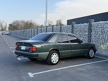 e500 124: Mercedes-Benz W124: 1989 г., Бензин, Седан — 2