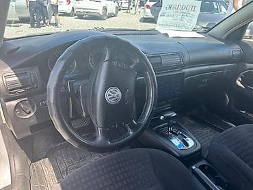 Транспорт: Volkswagen Passat: 2003 г., 1.8 л, Автомат, Бензин, Универсал — 4