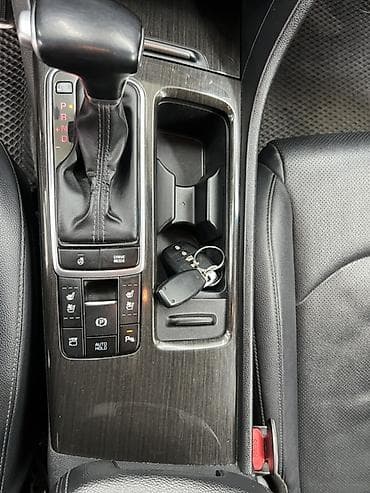 arizzo 8: Kia K5: 2018 г., Седан — 9