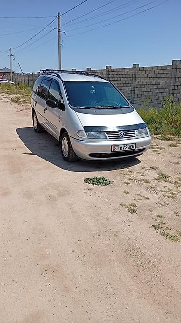 Volkswagen Sharan: 2004 г., Минивэн
