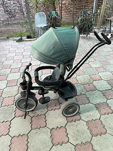 Детский трехколесный велосипед‑коляска с родительской ручкой