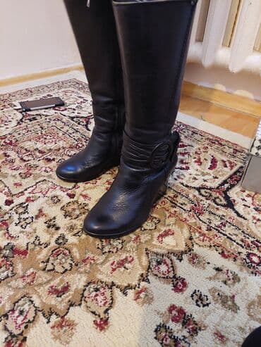 фирменный сапоги: Сапоги, 35, Classica, Б/у, цвет - Черный, Бесплатная доставка, Платная доставка, Самовывоз — 3