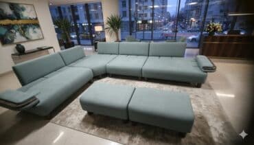 Угловой диван, C подушками