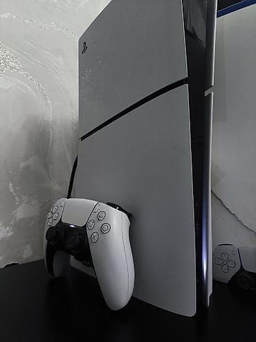 ps5 controller: ❗Срочно продам❗ Sony PlayStation 5 (версия с дисководом) + — 2