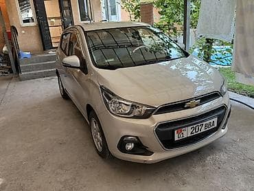 Chevrolet Spark: 2018 г., 0.1 л, Вариатор, Бензин, Хэтчбэк