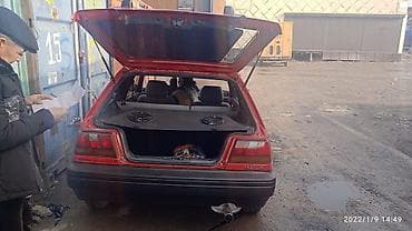 vw touran: Nissan Sunny: 1989 г., 1.4 л, Механика, Бензин, Хэтчбэк — 9