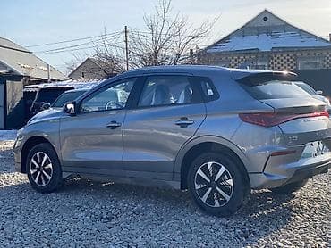 rx 560: BYD E2: 2025 г., Электромобиль, Хэтчбэк — 8