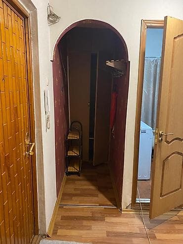 молодой гвардия: 1 комната, Собственник, Без подселения, С мебелью частично — 1