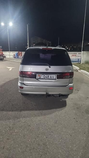1 18: Toyota Previa: 2004 г., 2.4 л, Автомат, Газ, Минивэн — 4