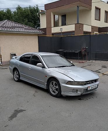 Mitsubishi Galant: 2004 г., 2 л, Автомат, Бензин, Седан