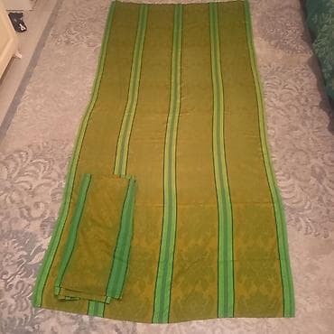 Жууркандар жана пледдер: Продаются шторы. Материал хлопок+шелк, цвет зеленый с золотом — 1