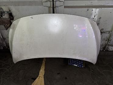 audi rs4: Капот Hyundai — 4