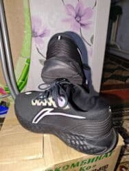 прокат мужских костюмов [возьми на прокат] бишкек фото: Кроссовки Li-Ning (логотип на язычке и боковой части). - Цвет — 3