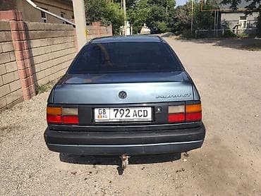 step wgn: Volkswagen Passat: 1989 г., 1.8 л, Механика, Бензин, Седан — 4
