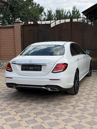 Mercedes-Benz E-Class: 2017 г., 2 л, Автомат, Бензин, Седан — 6