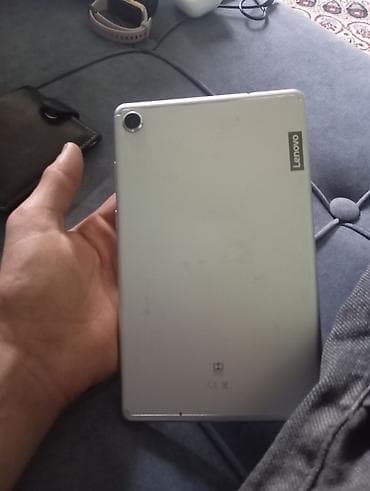 Планшет, Lenovo, 8" - 9", Wi-Fi, Классический цвет - Серебристый