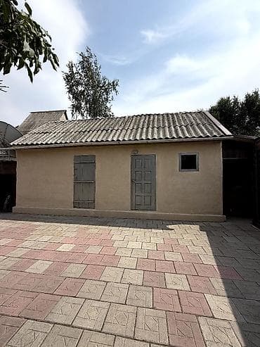 Үйлөр: 🏡 Продается уютный дом в Сокулуке! 📍 Характеристики: • Участок — 15 — 2