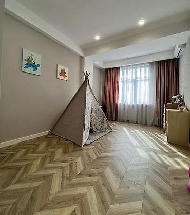 pro group: Студия, 81 м², Золотой квадрат Элитка, 12 этаж, Дизайнерский ремонт — 4