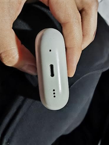 чехлы для airpods 2: Кейс для наушников, Apple, Б/у, цвет - Белый — 7