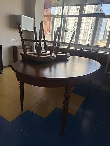 small table: Продаю шкафы из одного набора. Смотрите все фото. Производство — 8