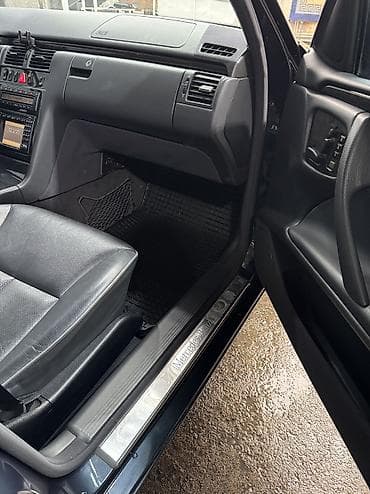 sl 55: Mercedes-Benz E-Class: 2000 г., 3.2 л, Типтроник, Бензин, Седан — 9