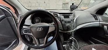Hyundai i40: 2015 г., Автомат, Седан