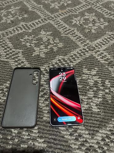 телефон бу бишкек: Samsung Galaxy S25+, Б/у, 256 ГБ, цвет - Черный, eSIM — 1