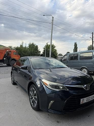 салон автомобиля: Toyota Avalon: 2017 г., 3.5 л, Автомат, Седан — 3
