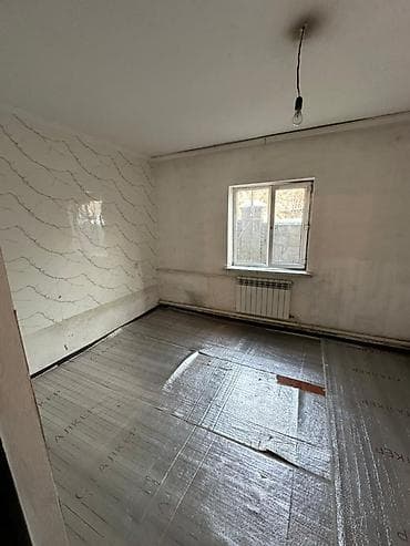 Однокомнатное помещение с отдельным входом. Планировка: комната