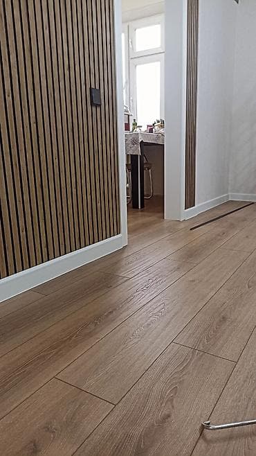 Укладка ламинат плютус. жасайбыз стаж 10жыл . гарантия аккуратно и