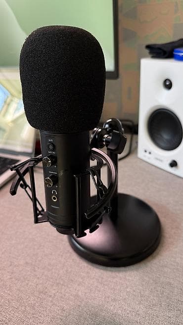 Автоэлектроника: Продается микрофон для стримов Trust GXT 256 Exxo Streaming — 1