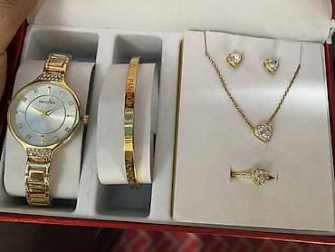 psn network: Подарочный набор Pandora в красной коробке «For You». Состав набора — 2