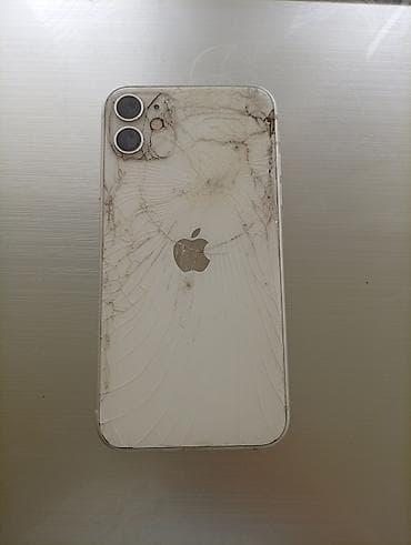 телефон айфрн: IPhone 11, Б/у, 128 ГБ, Белый, 67 % — 2