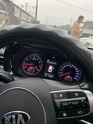 honda e: Kia K5: 2020 г., 2 л, Автомат, Газ, Седан — 8