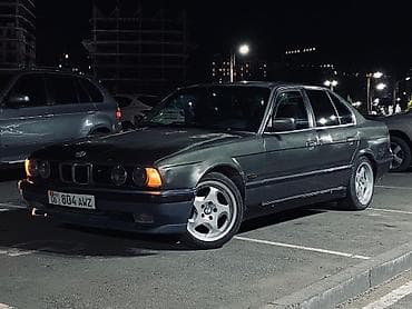 bew e34: BMW 5 series: 1992 г., Седан — 4