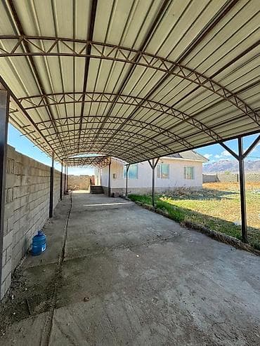 цены на недвижимость бишкек: 🏡 Продается большой дом с участком 10 соток! 📍 Село Чон Сары-Ой — 5