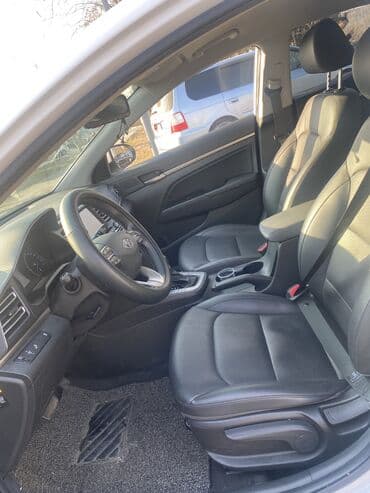 обмен на электро скутер: Hyundai Avante: 2020 г., 1.6 л, Автомат, Бензиновая, Седан — 5