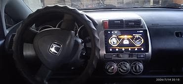 авто лизинг фит: Honda Fit: 2003 г., 1.5 л, Механика, Бензин, Хэтчбэк — 9
