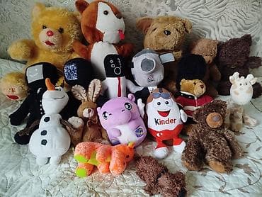 Игрушки мягкие чистые домашние не рваные. разные. цена 1000с за все