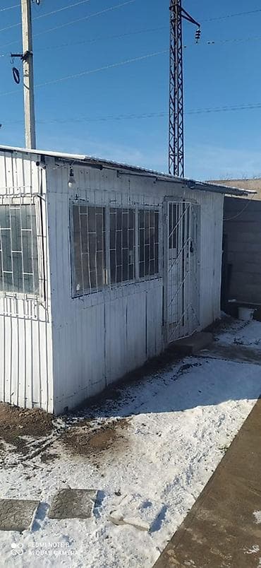 контейнеры для мусора: Металлический бытовой модуль/вагончик с окнами и дверью размер 6 метр — 2