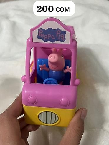 свинка пеппа: Игрушка «Peppa Pig» — фургончик с фигуркой - Яркий пластиковый — 1