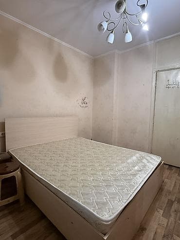 Батирлер: 2 бөлмө, 51 м², 105-серия, 1 кабат, Эски ремонт — 4