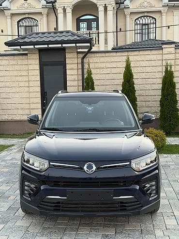 киргизия рынок авто: Ssangyong Tivoli: 2019 г., 1.5 л, Автомат, Бензин, Кроссовер — 5