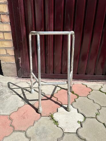 срочно продаю в связи с переездом: Инвалидный ходунок б/у — 1