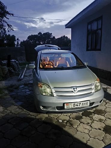 geely m: Toyota Ist: 2003 г., 1.3 л, Автомат, Хэтчбэк — 1